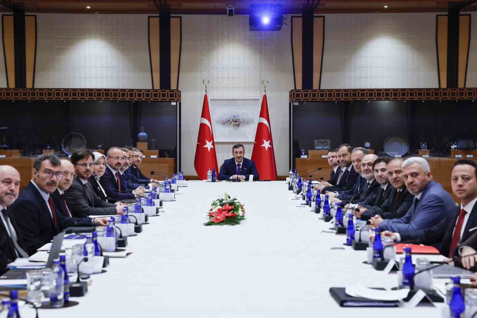 Cumhurbaşkanı Yardımcısı Yılmaz: “Türkiye’nin yerli yapay zeka çözümleriyle hem yerel hem de küresel ölçekte rekabet gücünü artırmasını istiyoruz&quot;