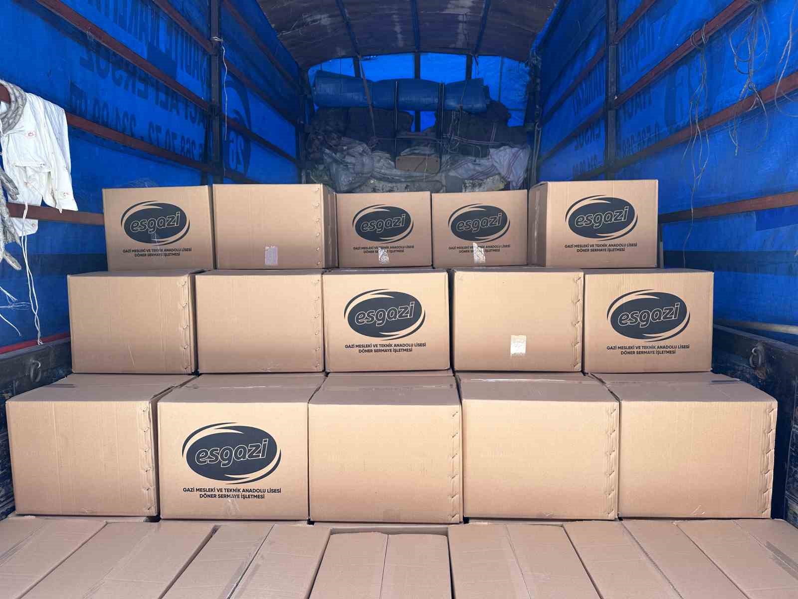 Lise &ouml;ğrencileri ayda 10 ton kimyasal temizlik &uuml;r&uuml;n&uuml; &uuml;retiyor
