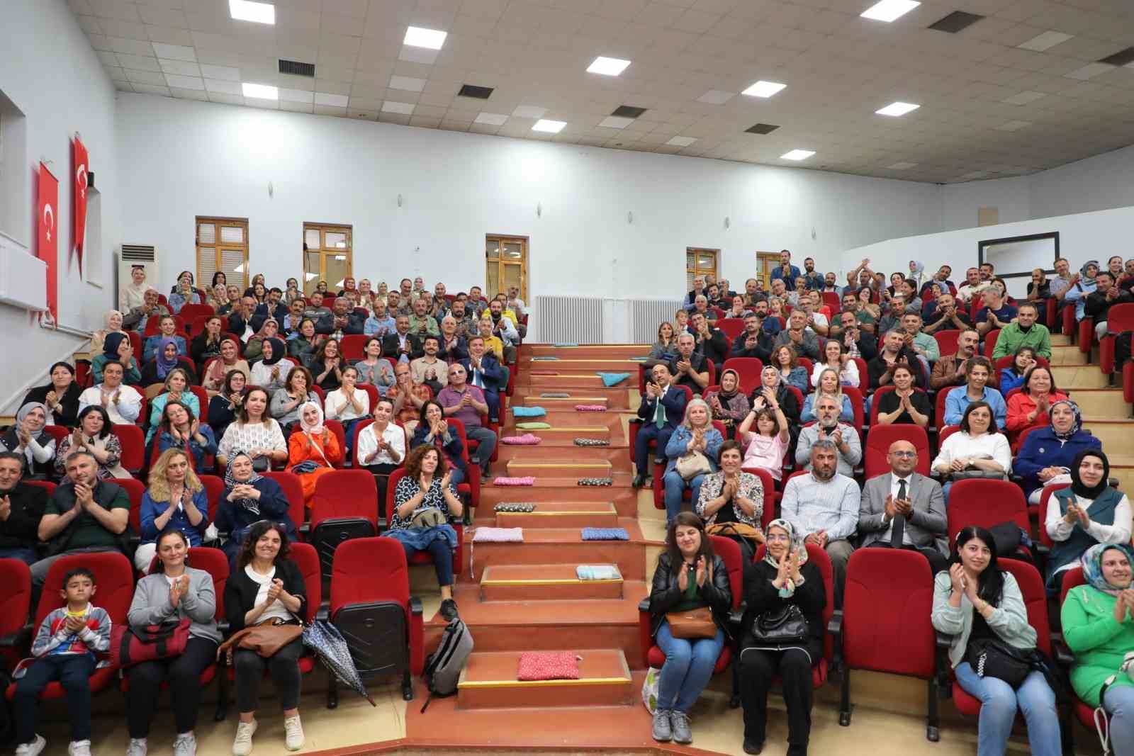 Erzincan&rsquo;da eğitim &ouml;ğretim faaliyetleri &uuml;zerine istişarelerde bulundu
