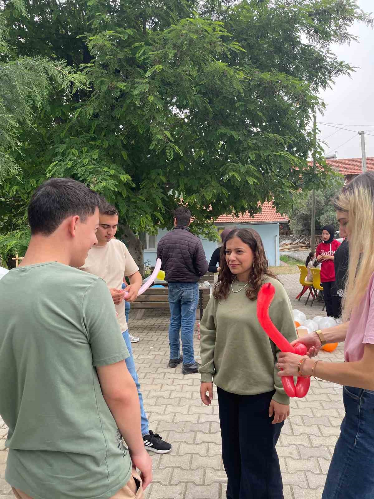 Muğla’da öğrenciler Avrupa’da robotik eğitimi aldı