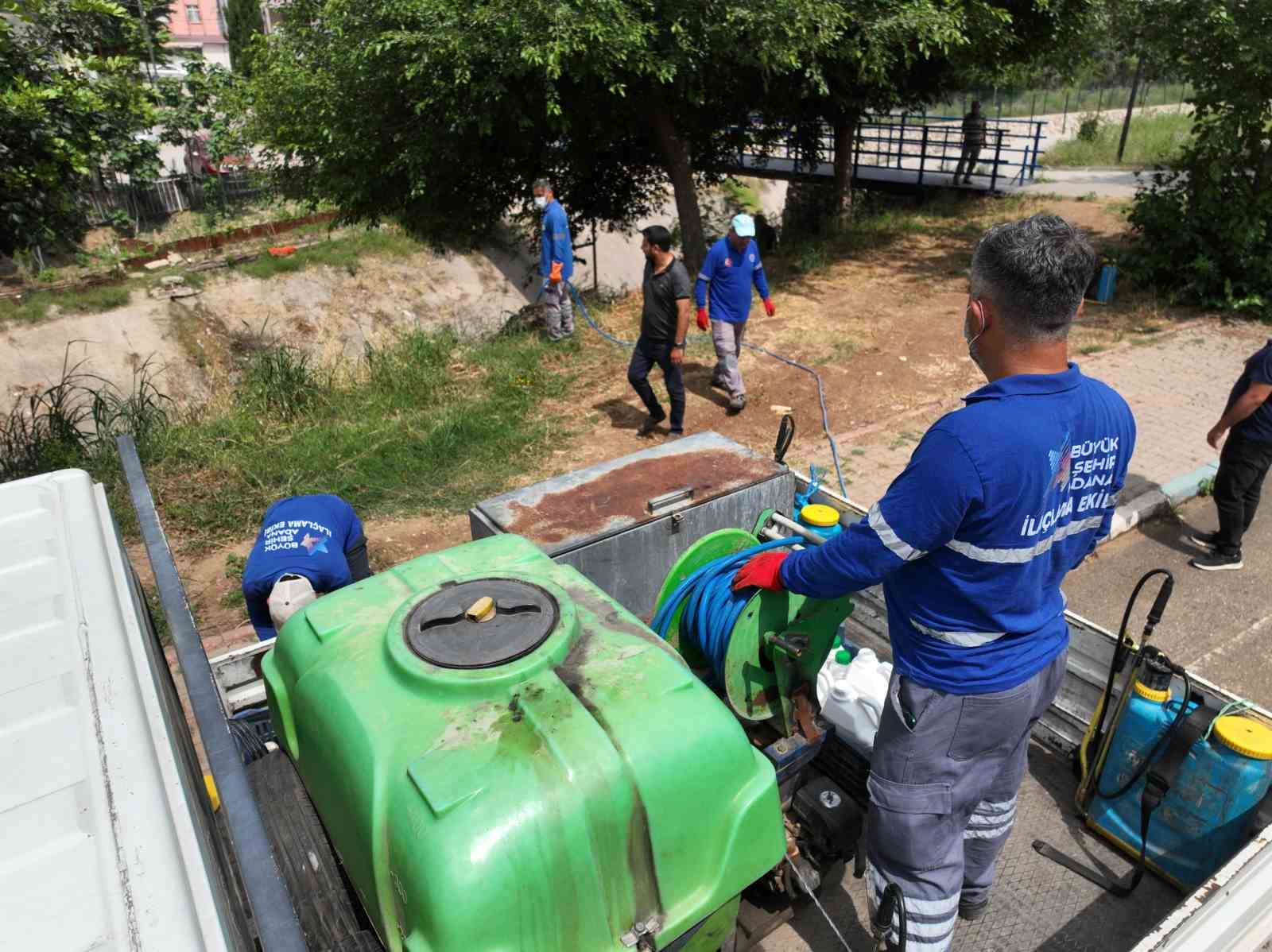 B&uuml;y&uuml;kşehir sinek ve haşere ile m&uuml;cadeleyi aralıksız s&uuml;rd&uuml;r&uuml;yor
