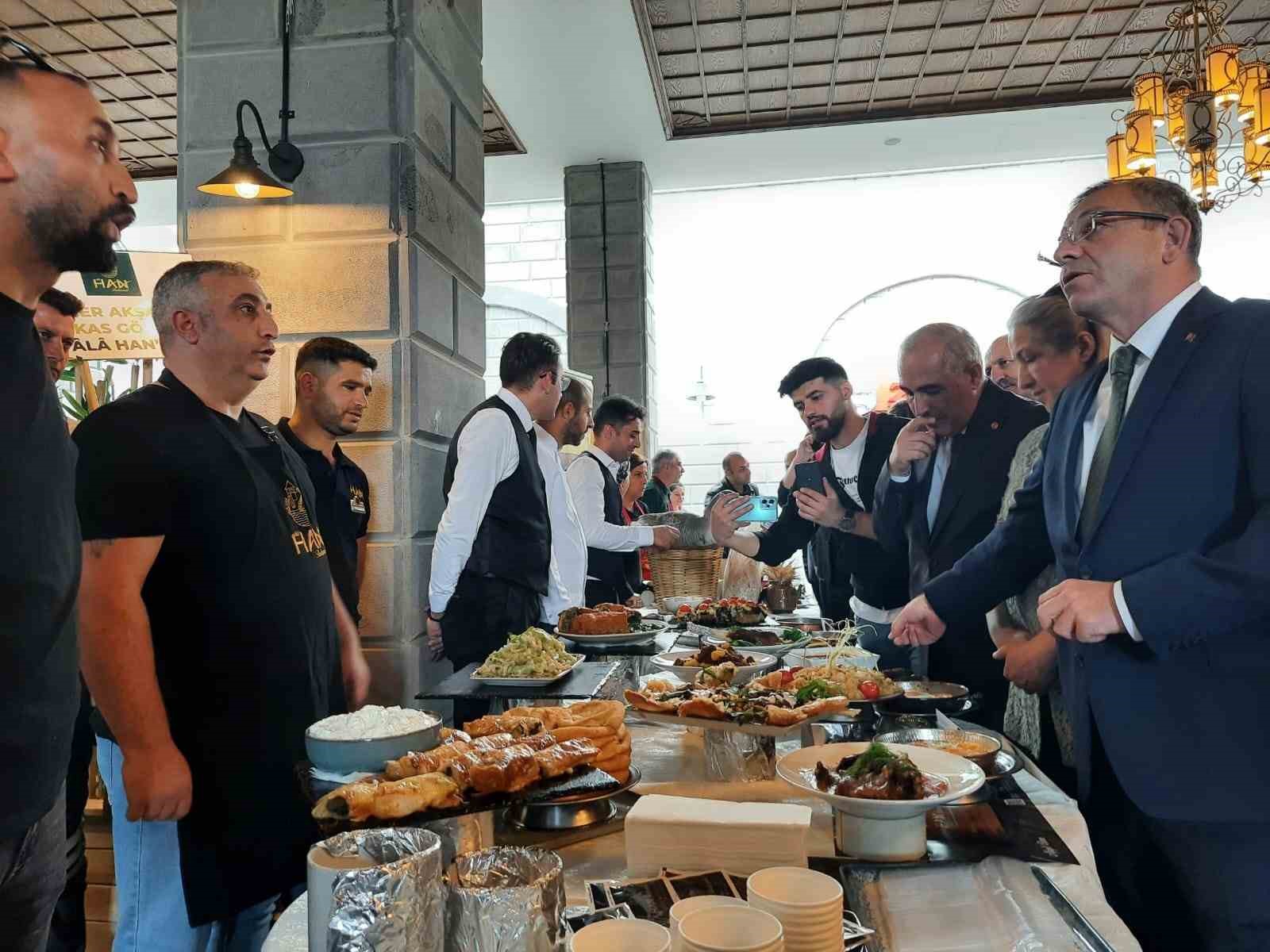 Kars&rsquo;ın y&ouml;resel yemekleri tanıtıldı
