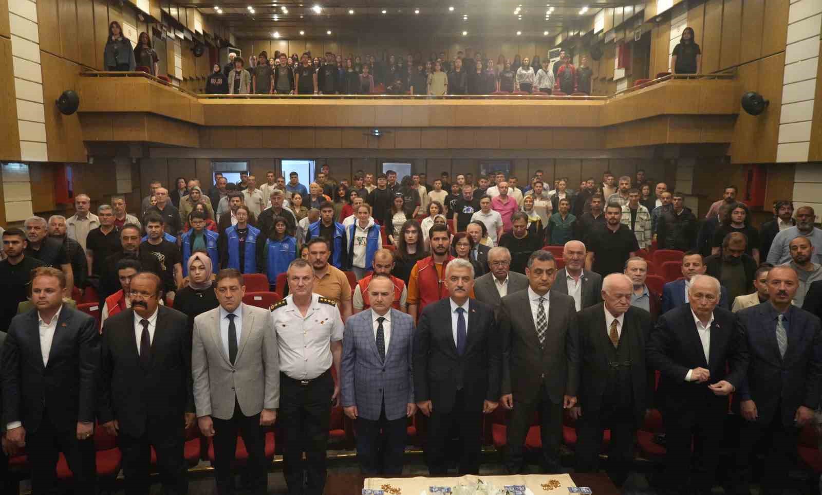 Kırıkkale’de "Manas Destanı ve Türk Tarihi" konferansı düzenlendi
