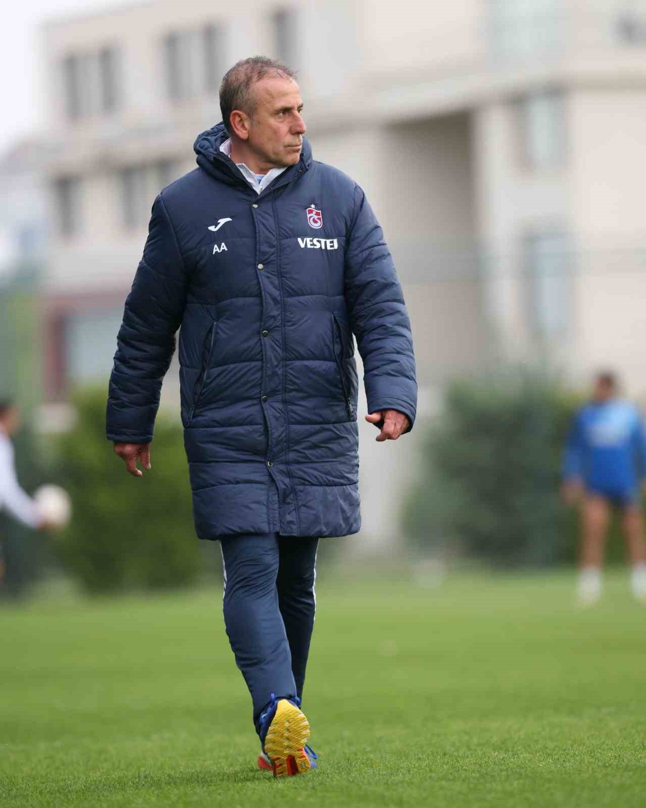 Trabzonspor’da Abdullah Avcı tartışması
