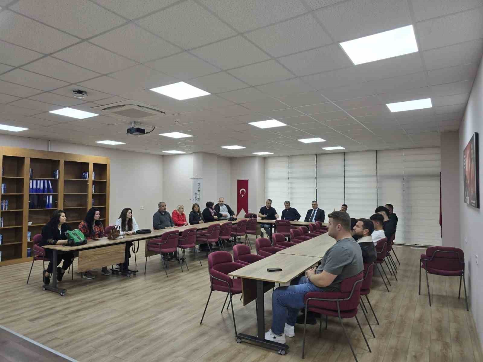 İzmit Belediyesi iş arayanlara umut oluyor
