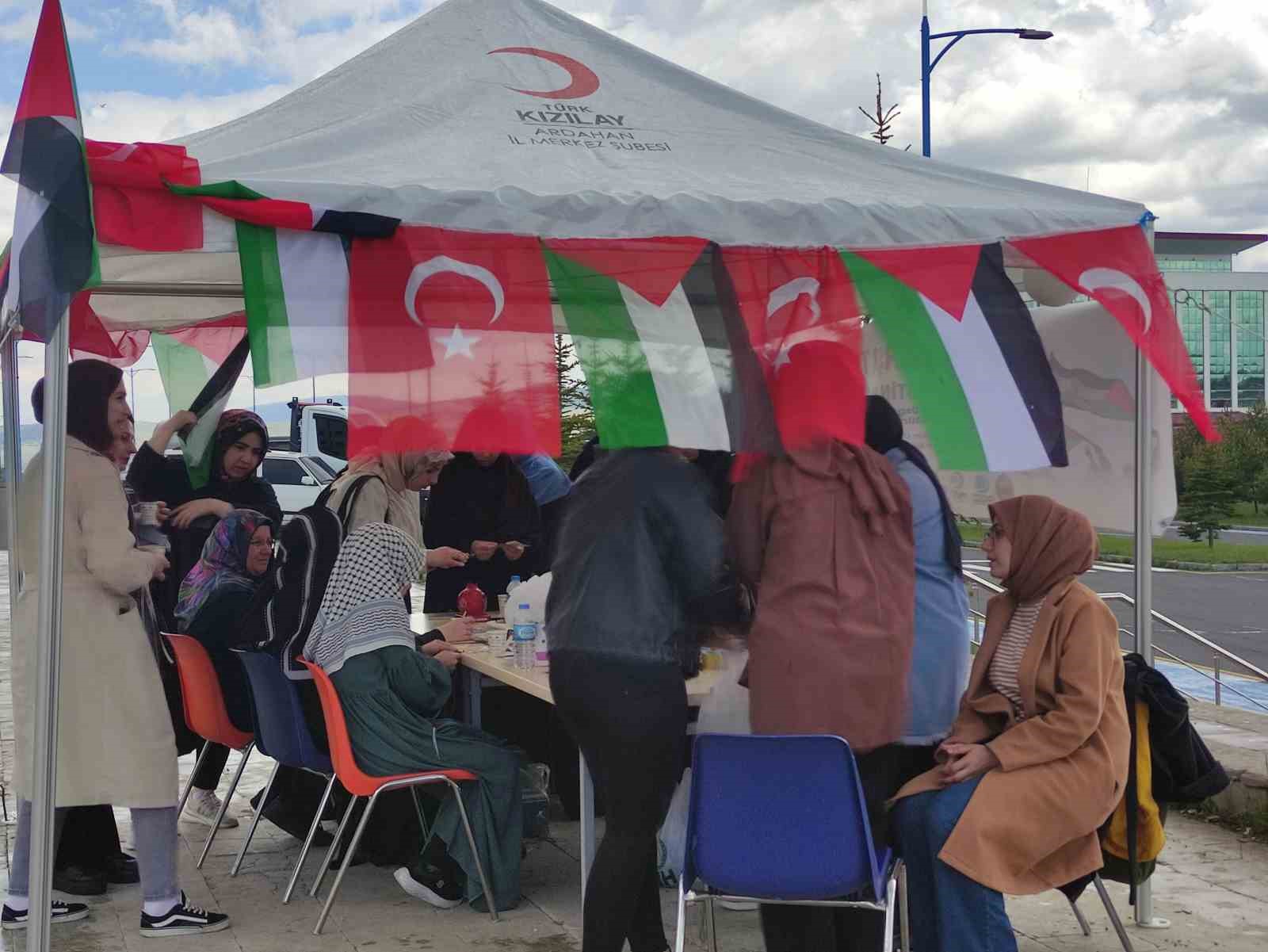 Ardahan'da Filistin'e destek için çadır kuruldu İhlas Haber Ajansı