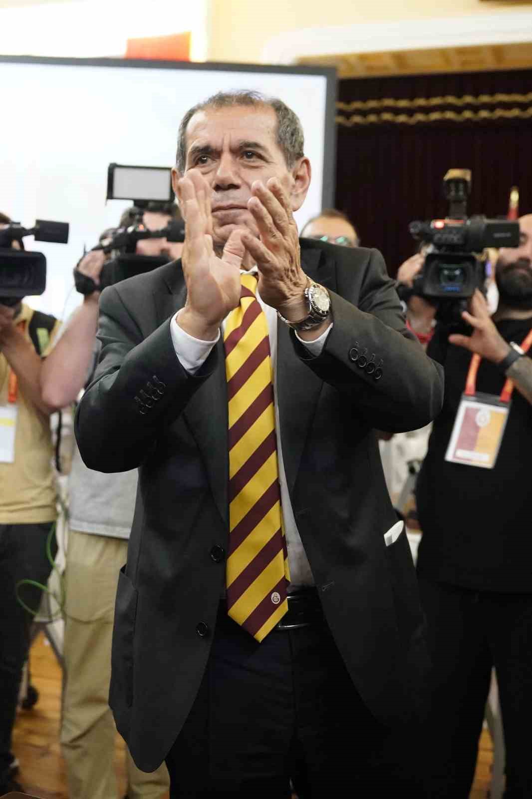 Dursun Özbek yeniden başkan seçildi