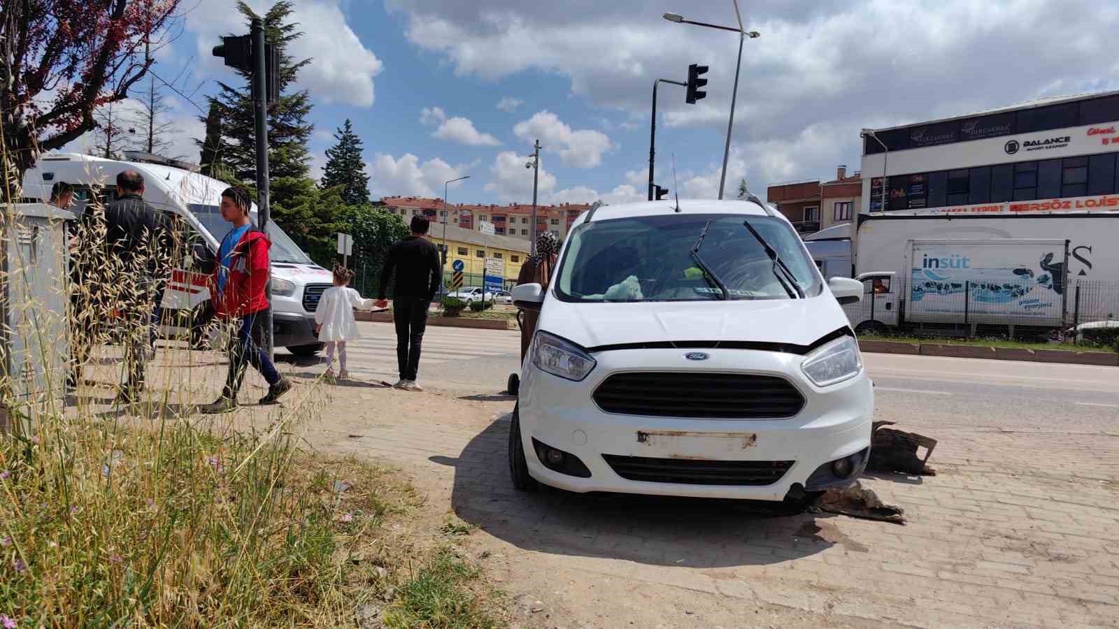 Bursa’da trafik kazası: 2 yaralı
