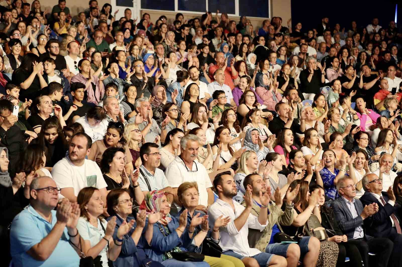 ASEV TSM Korosundan unutulmaz Yeşil&ccedil;am konseri
