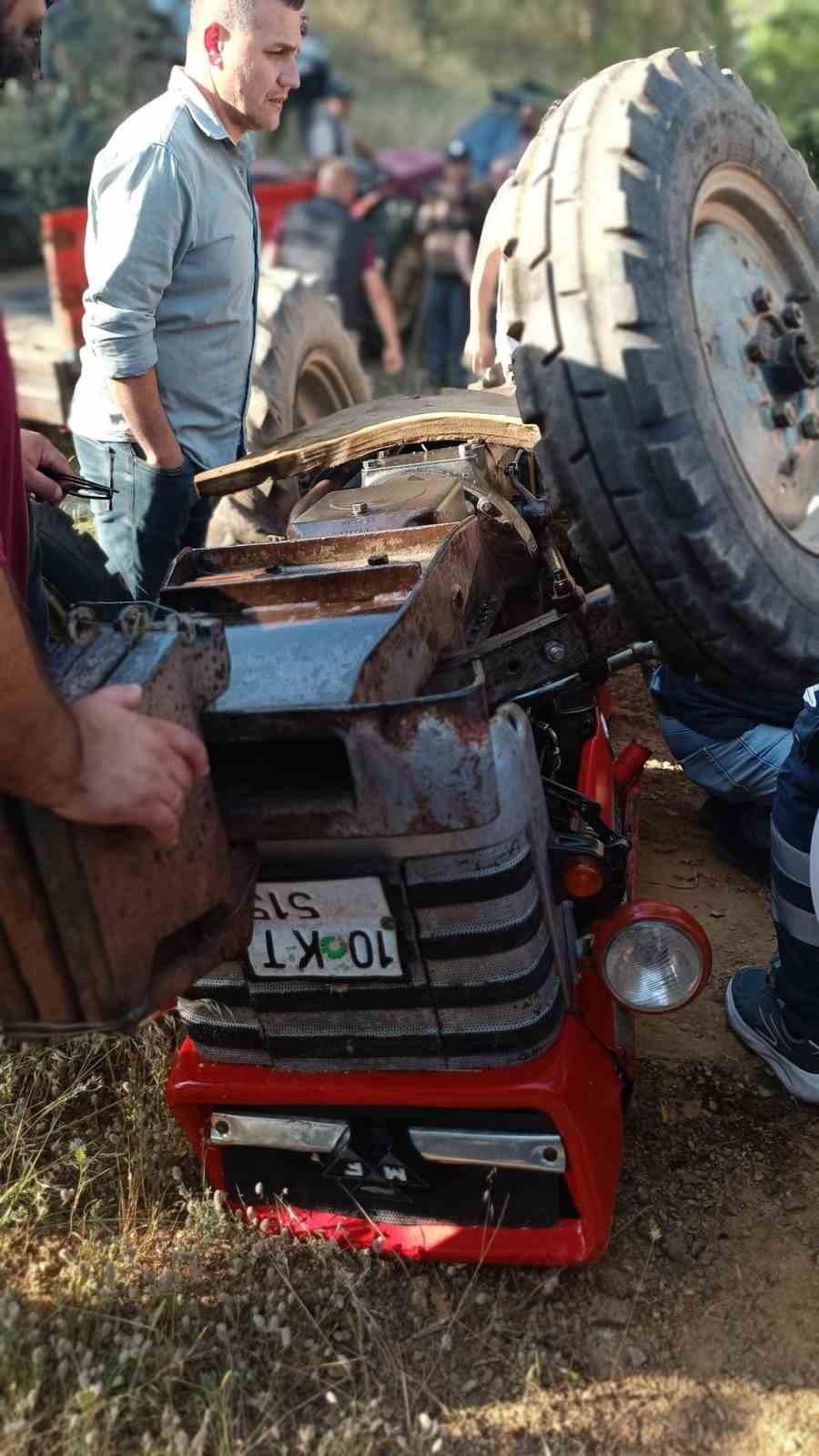 Balıkesir’de traktör devrildi: 1 yaralı