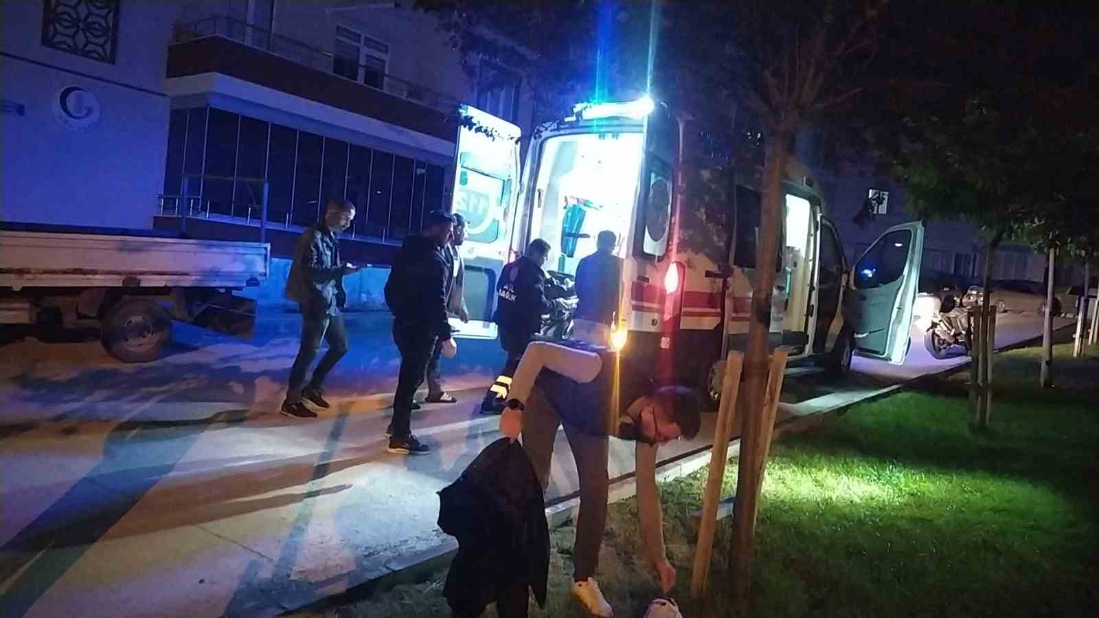 Parkta silahlı saldırıya uğrayan genç yaralandı