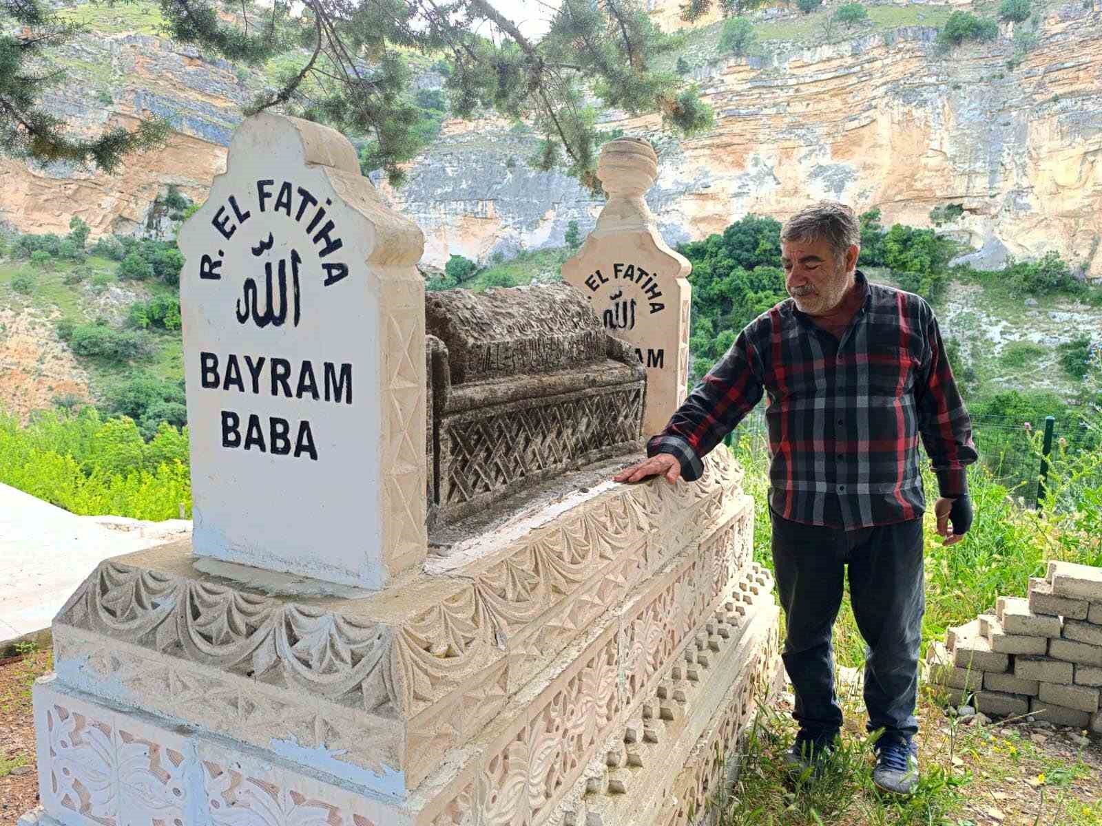 Çemişgezek’te Bayram Baba hazretlerinin kabri yenilendi