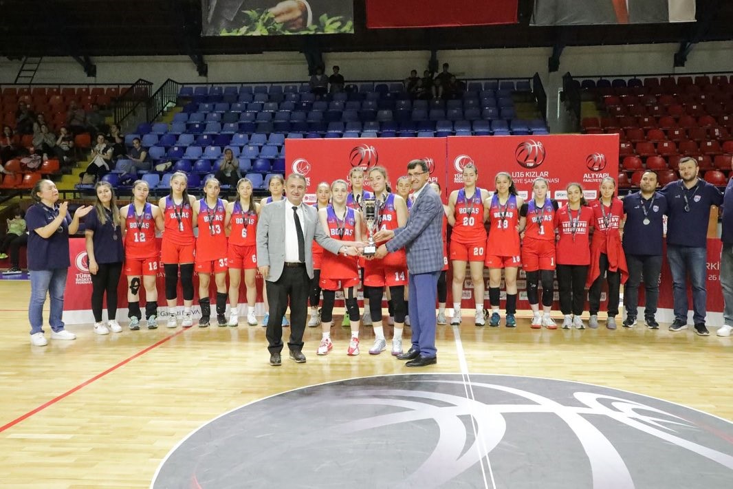 Kütahya’daki ’Basketbol U16 Kızlar Basketbol Türkiye Şampiyonası’ sona erdi
