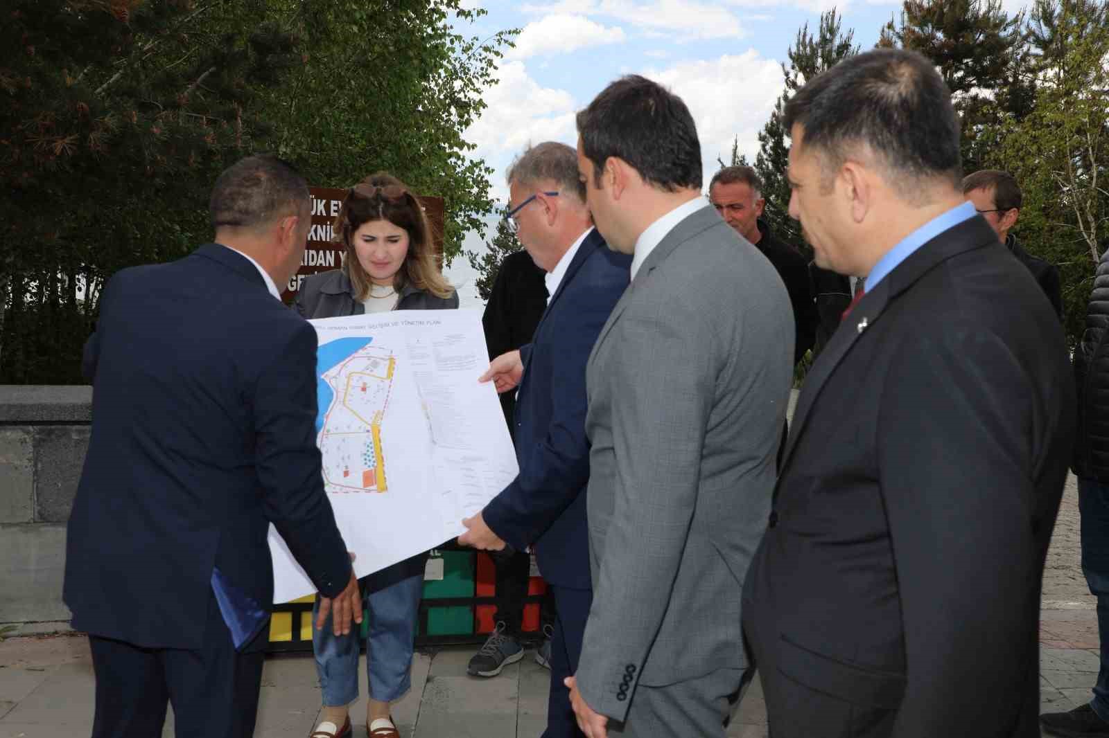 &Ccedil;ıldır G&ouml;l&uuml; kenarına yeni tesis yapılıyor

