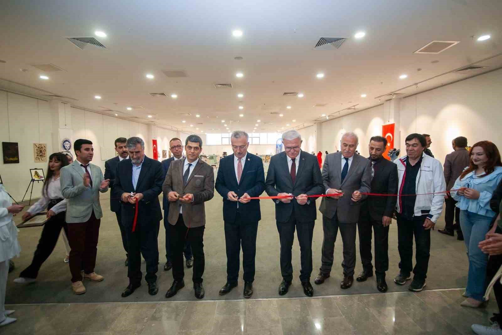 MYO&rsquo;da Tasarım B&ouml;l&uuml;m&uuml; Sergisi
