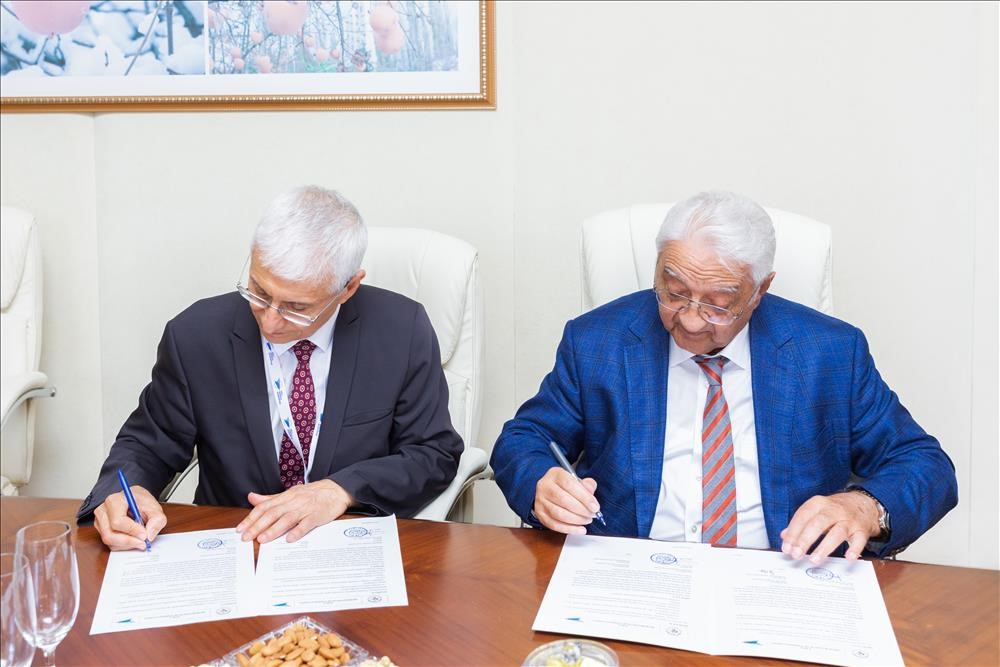 Rekt&ouml;r &Ouml;zcan ISUDEF&rsquo;24 sempozyumuna Honorary Chair olarak katıldı
