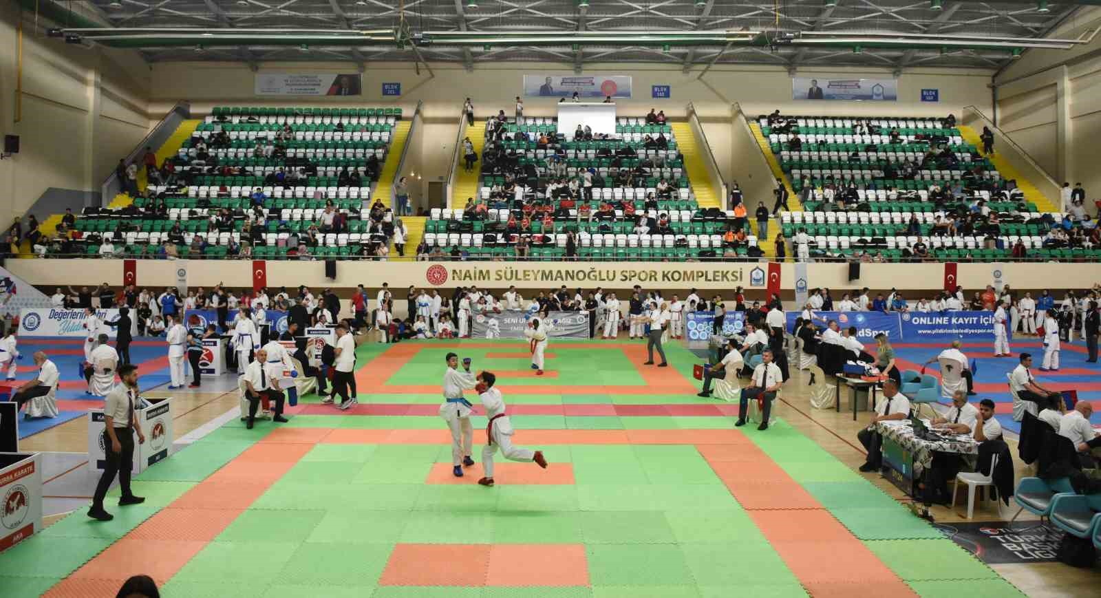 Yldırım Belediyesi karate şampiyonasına ev sahipliği yapıyor
