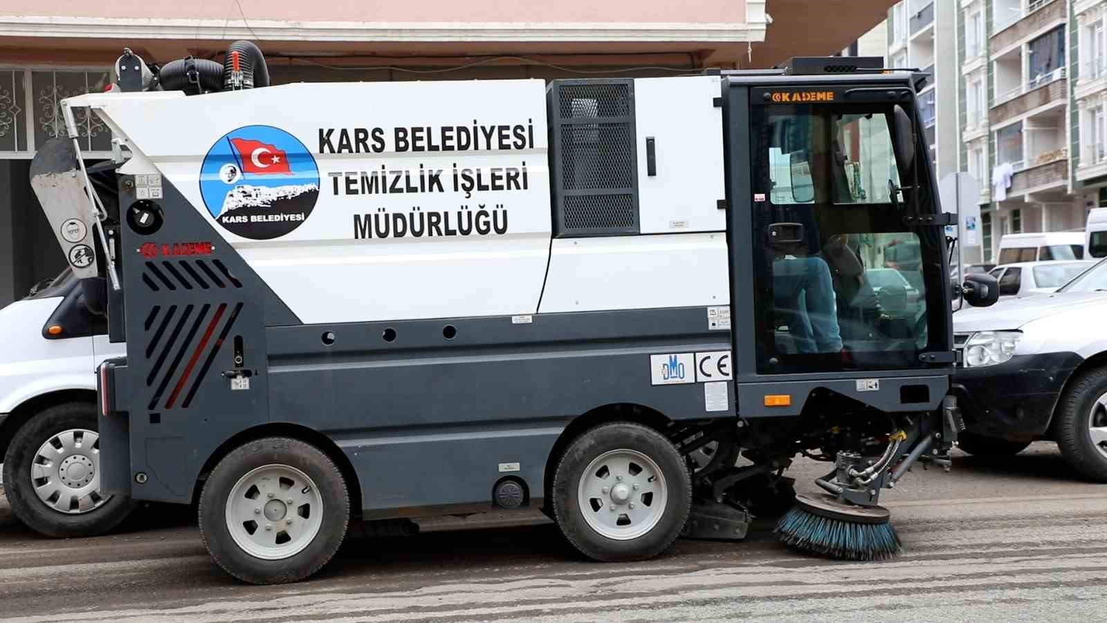 Kars Belediyesi&rsquo;nden temizlik kampanyası
