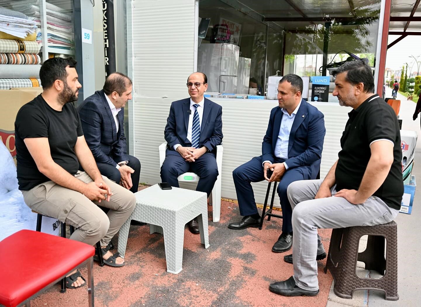Geçit: “Esnaflarımızın en büyük destekçisiyiz”