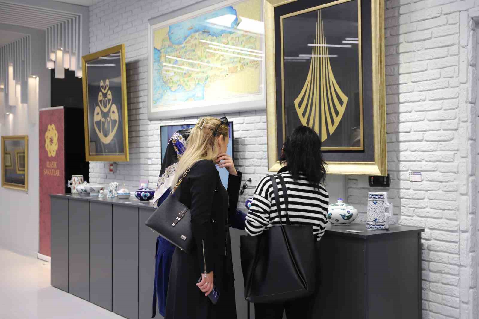 Başkan B&uuml;y&uuml;kkılı&ccedil;&rsquo;a sanatseverlerden &lsquo;B&uuml;y&uuml;k Şehir Sanat Galerisi&rsquo; teşekk&uuml;r&uuml;
