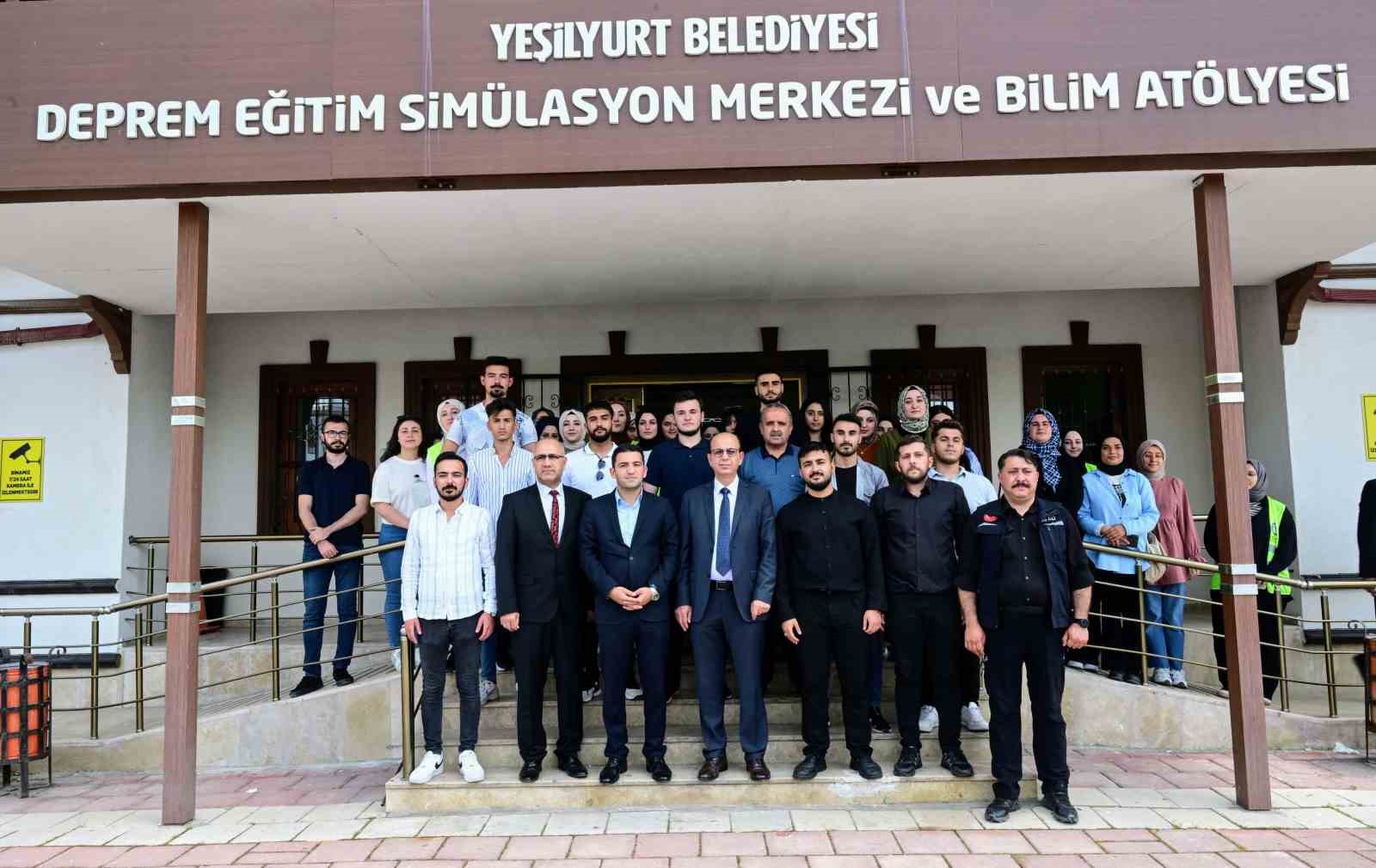 Yeşilyurt'ta deprem farkındalık eğitimi İhlas Haber Ajansı