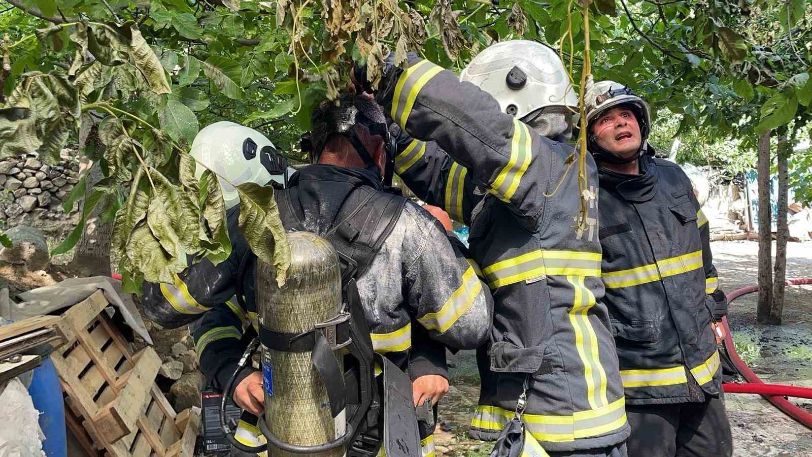 Isparta’da sobadan çıkan yangında ev kullanılamaz hale geldi
