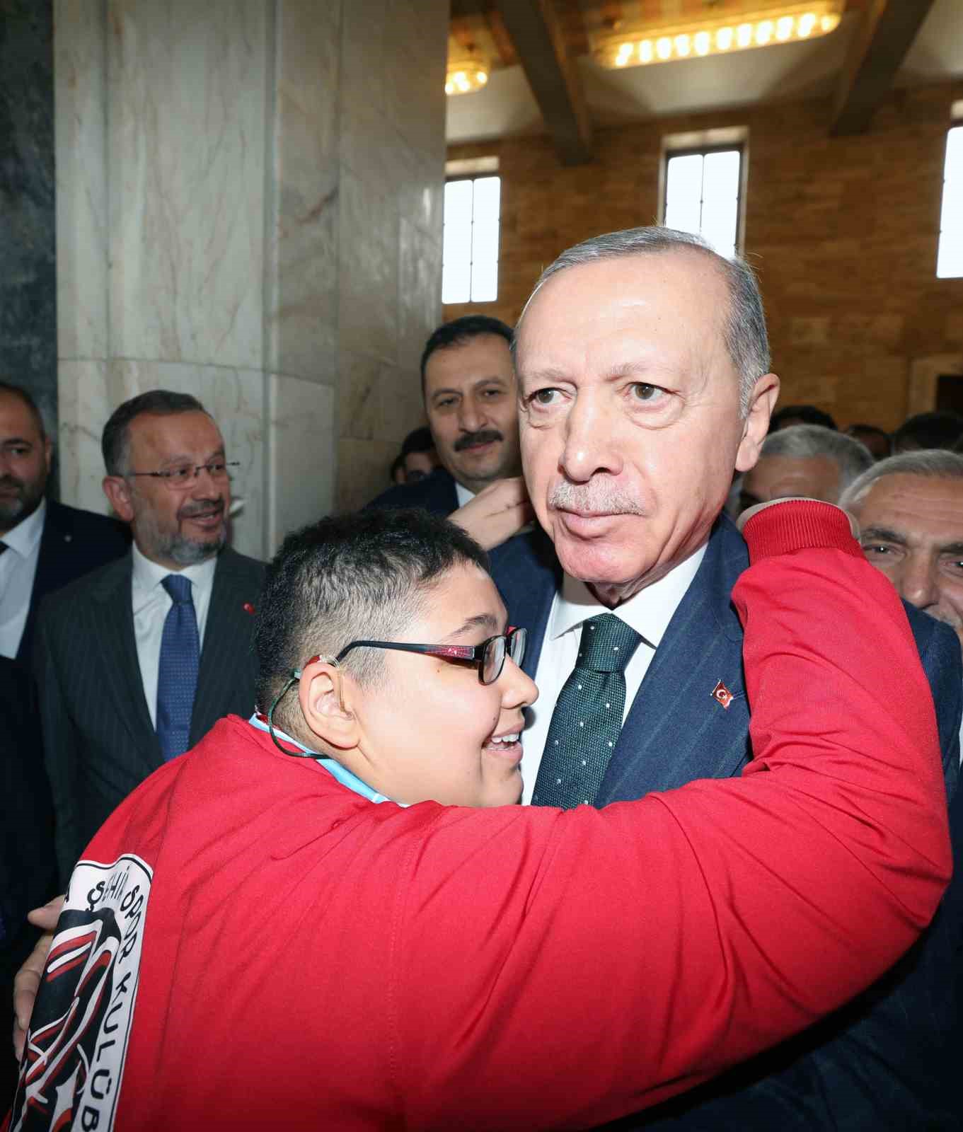 Cumhurbaşkanı Erdoğan: &ldquo;D&uuml;nya bir hastanın, manyağın, Netanyahu&rsquo;nun kanla beslenen vampirliğini izliyor&rdquo;
