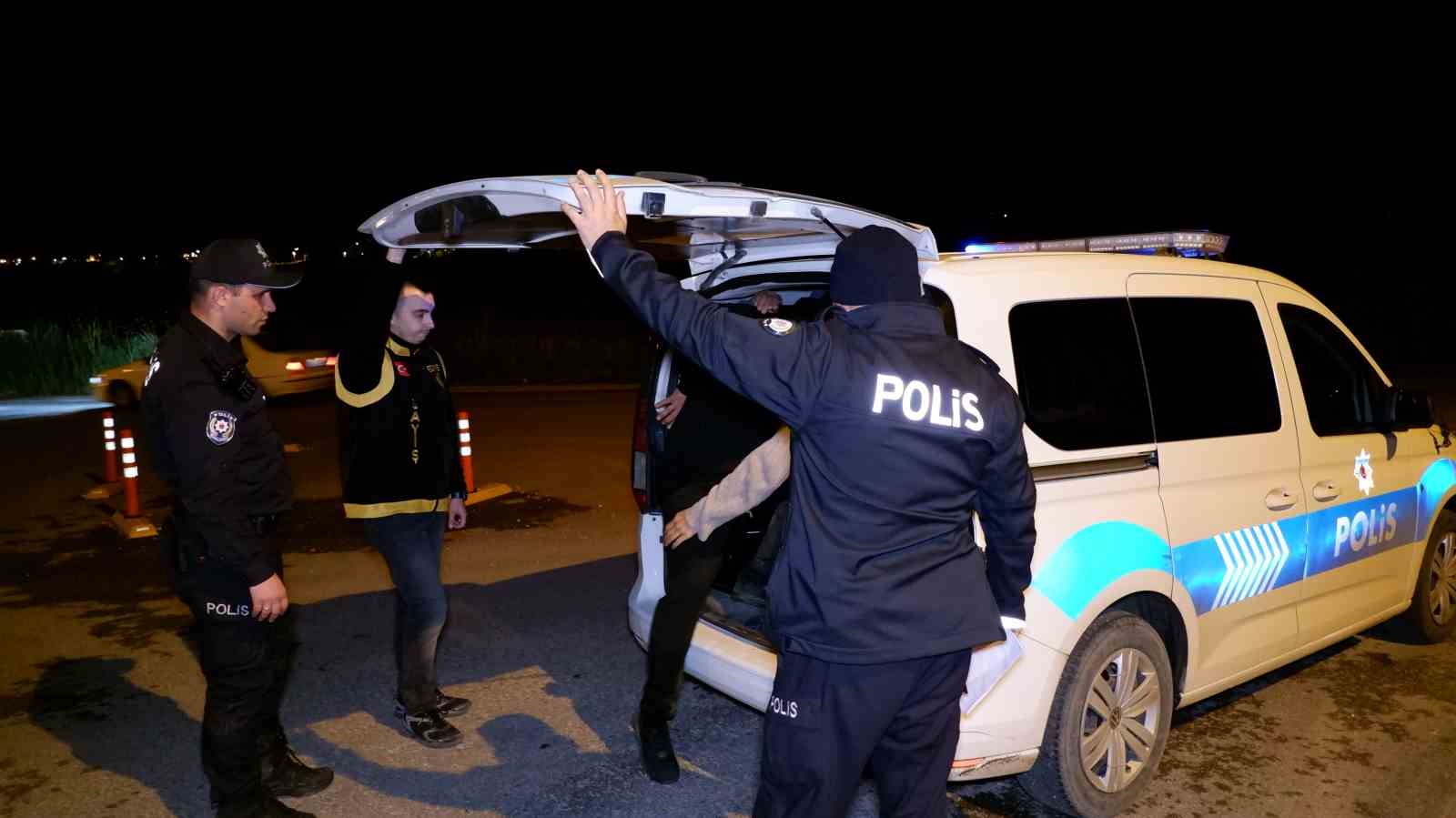 Edirne&rsquo;de 7 g&ouml;&ccedil;men yakalandı
