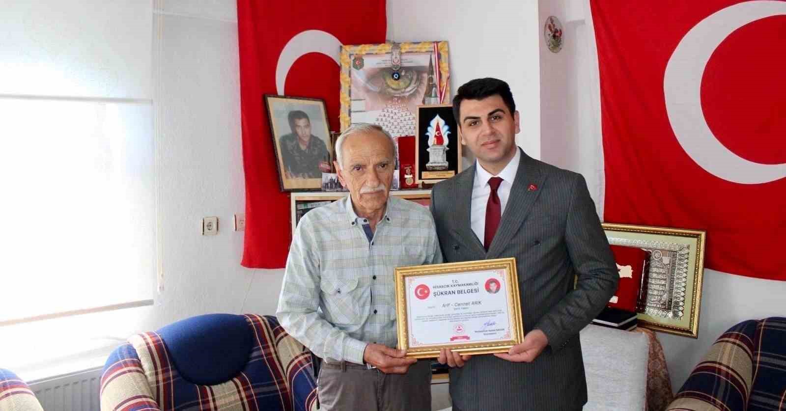 Hisarcık&rsquo;ta şehit ailesi ve gazilere Ş&uuml;kran Belgesi
