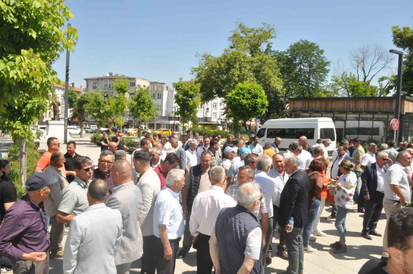 &Ccedil;ift&ccedil;i ve muhtarlar "tiny house"ların kaldırılmasına destek verdi
