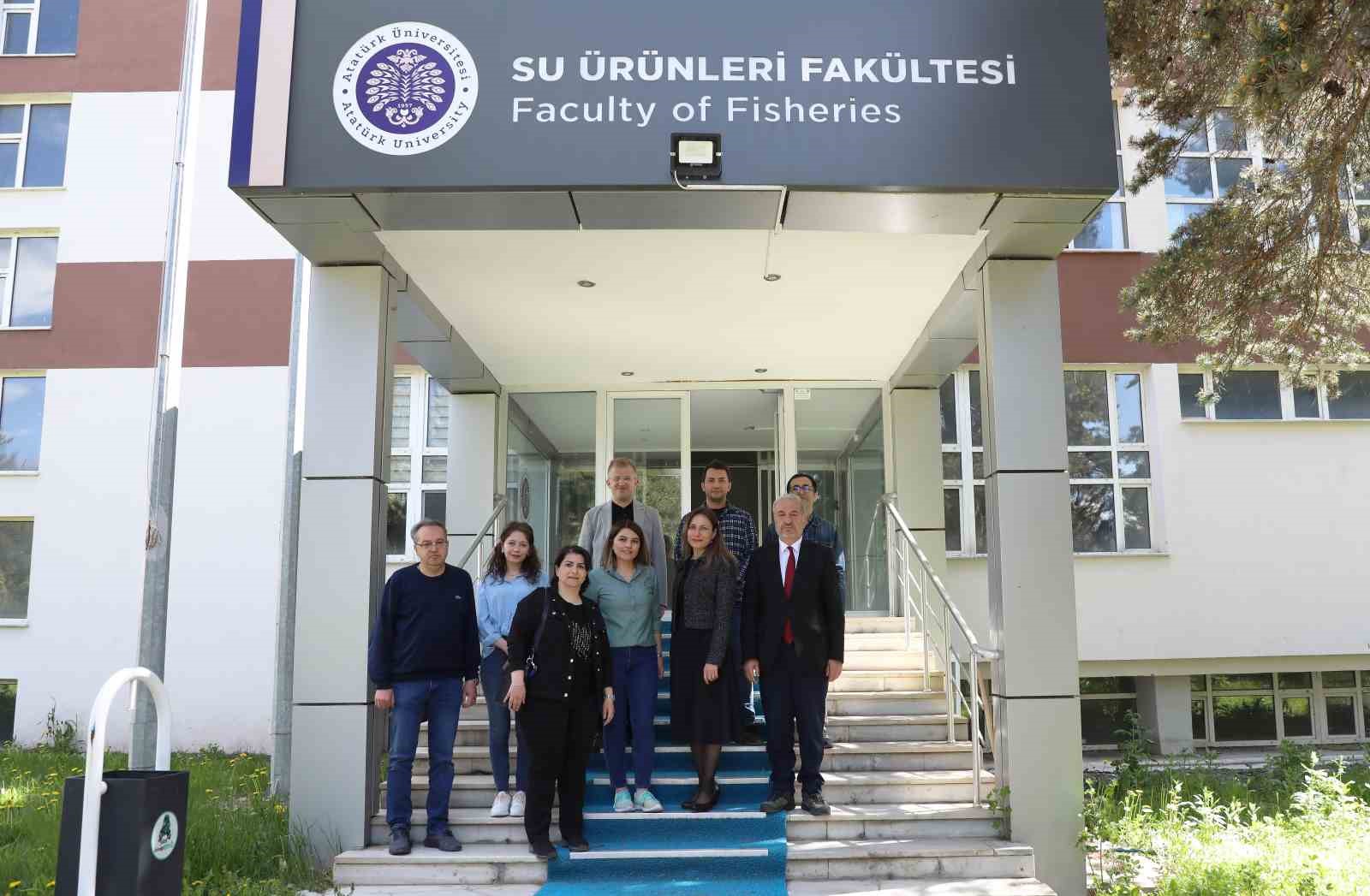 Projeleri kabul g&ouml;ren akademisyenlere vefa
