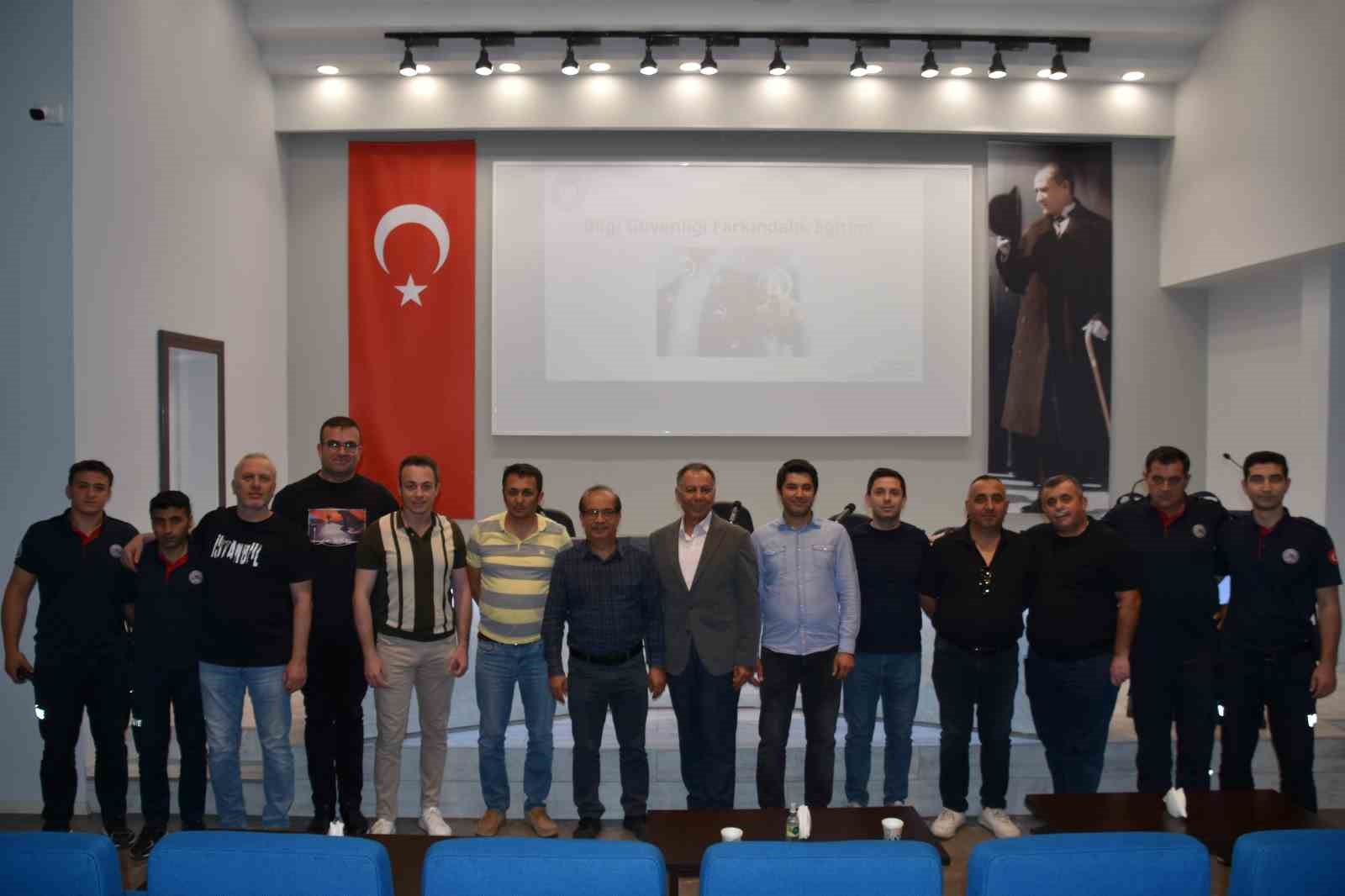 Denizli OSB personeline Bilgi G&uuml;venliği Y&ouml;netim Sistemi Farkındalık Eğitimi verildi

