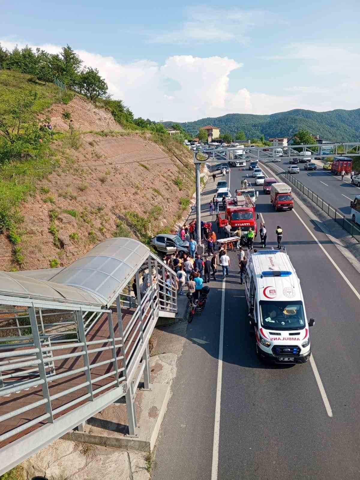Karadeniz Ereğli&rsquo;de trafik kazası: 4 yaralı
