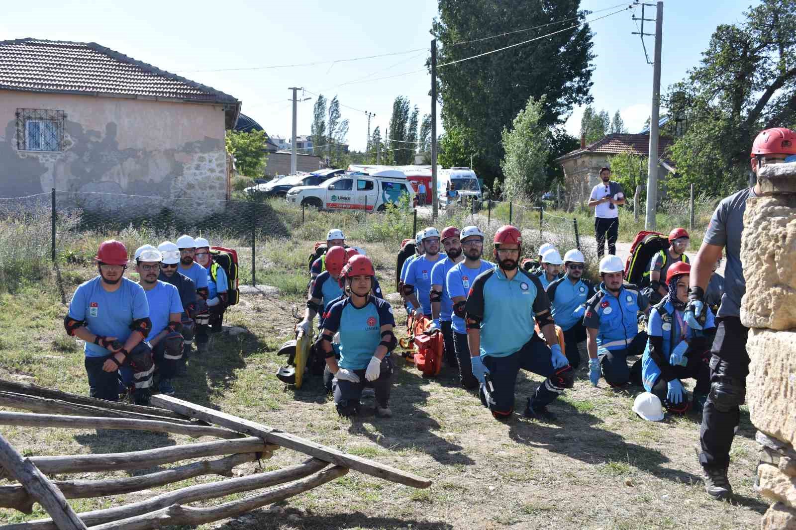 Karaman’da UMKE tatbikatı başladı
