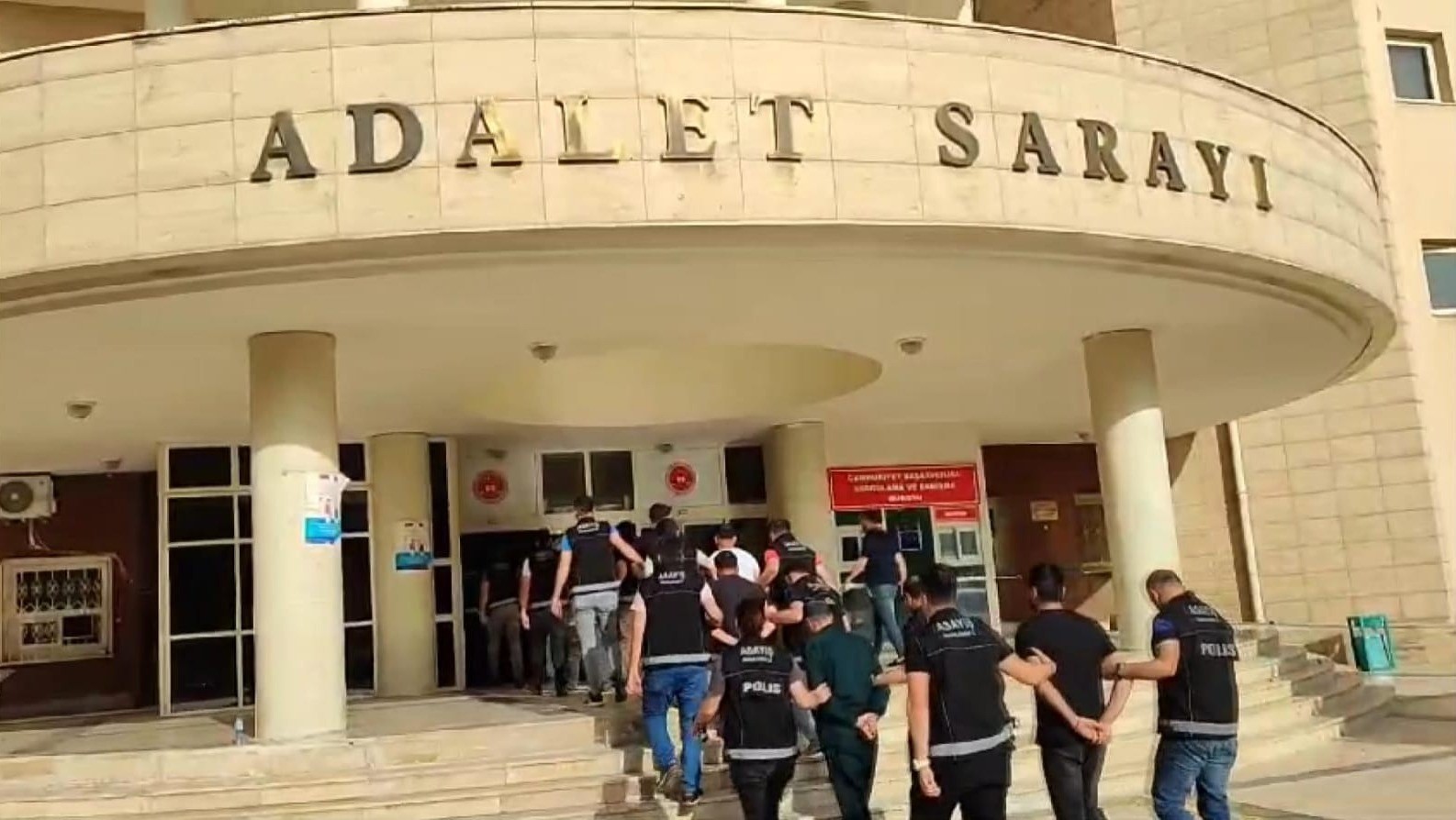 Şanlıurfa'da change operasyonunda 5 tutuklama İhlas Haber Ajansı