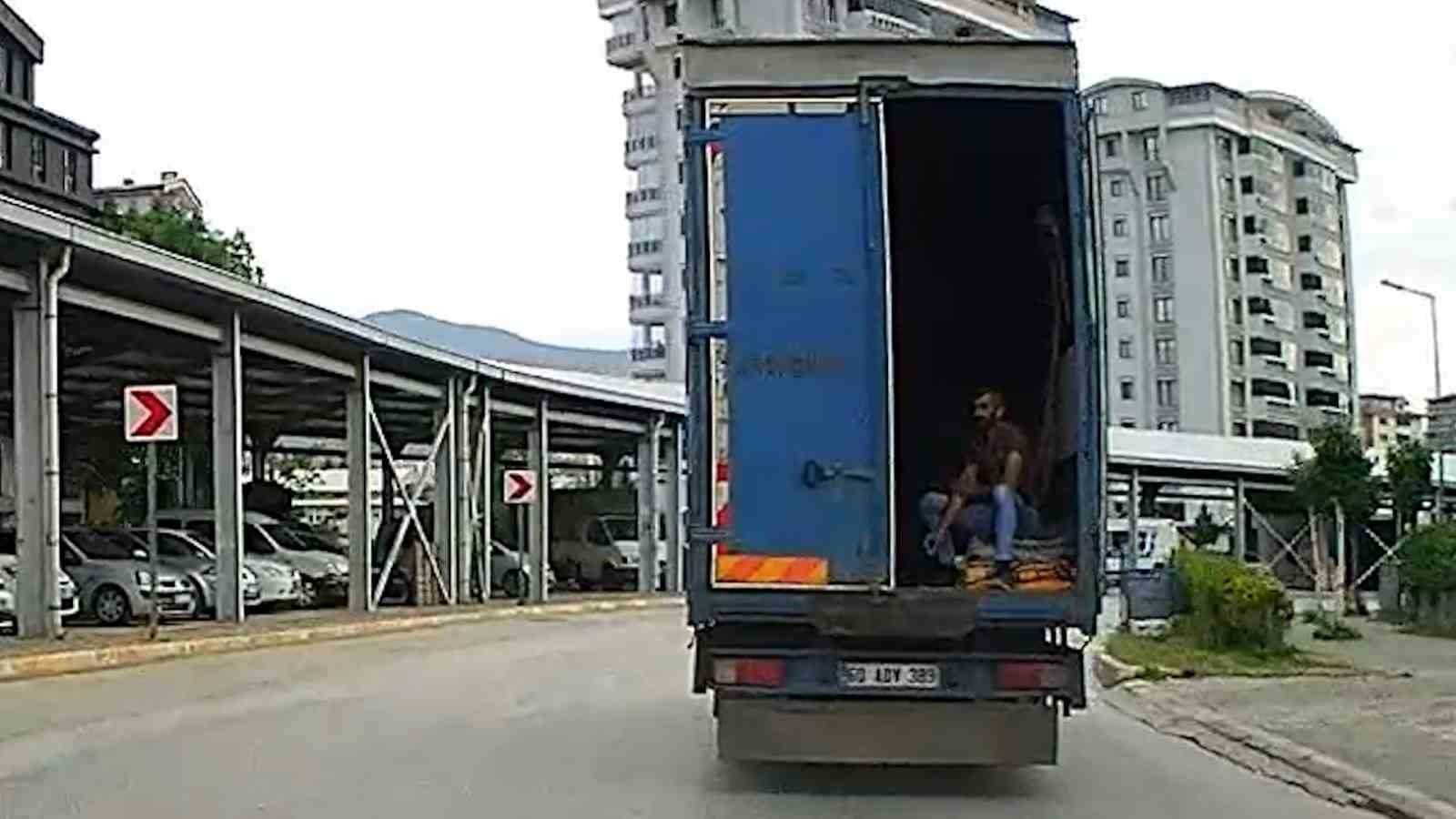 Tokat’ta tehlikeli yolculuk kamerada
