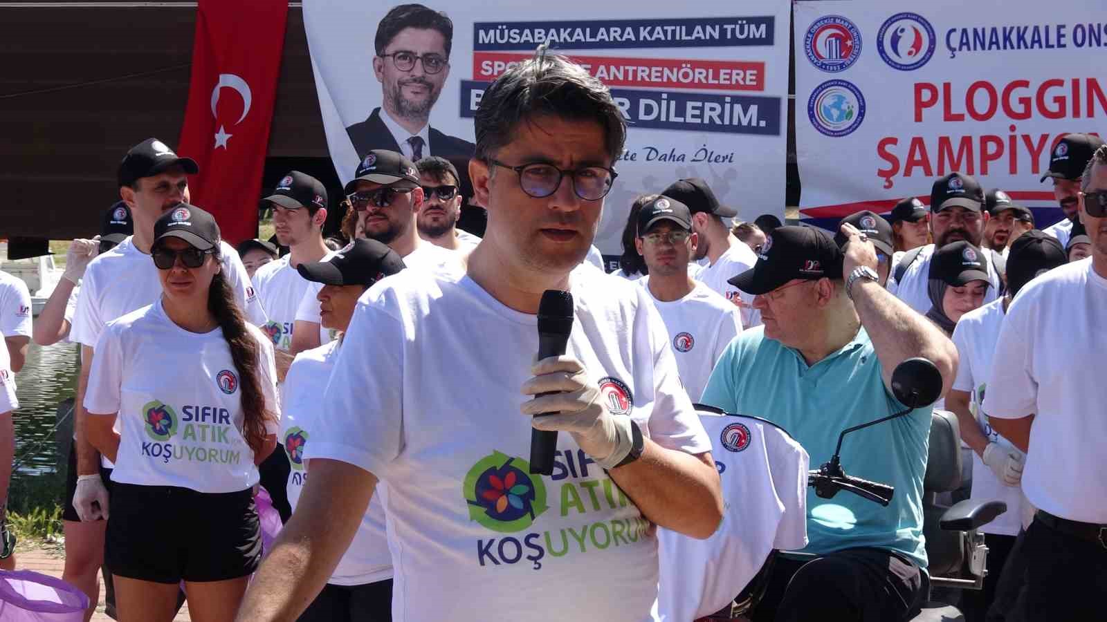 &Ccedil;anakkale&rsquo;de &ccedil;evre bilinci i&ccedil;in Plogging şampiyonası d&uuml;zenlendi

