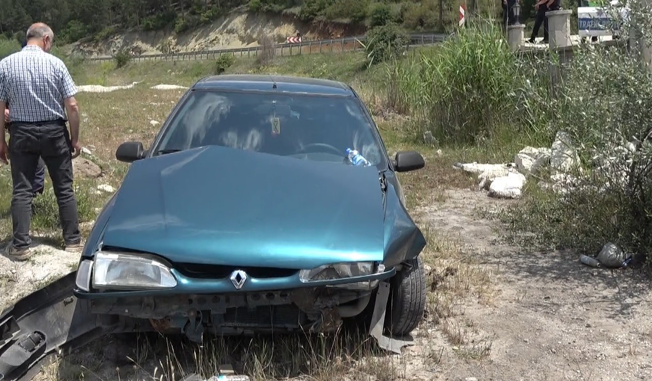 Tavşanlı&rsquo;da bir kişinin yaralandığı trafik kazası kamerada
