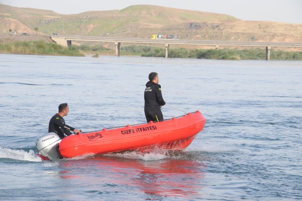 Dicle Nehri’nde bir kişinin kaybolduğu iddiası üzerine arama çalışması başlatıldı