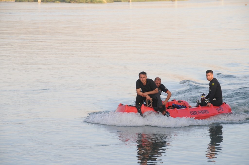 Dicle Nehri’nde bir kişinin kaybolduğu iddiası üzerine arama çalışması başlatıldı
