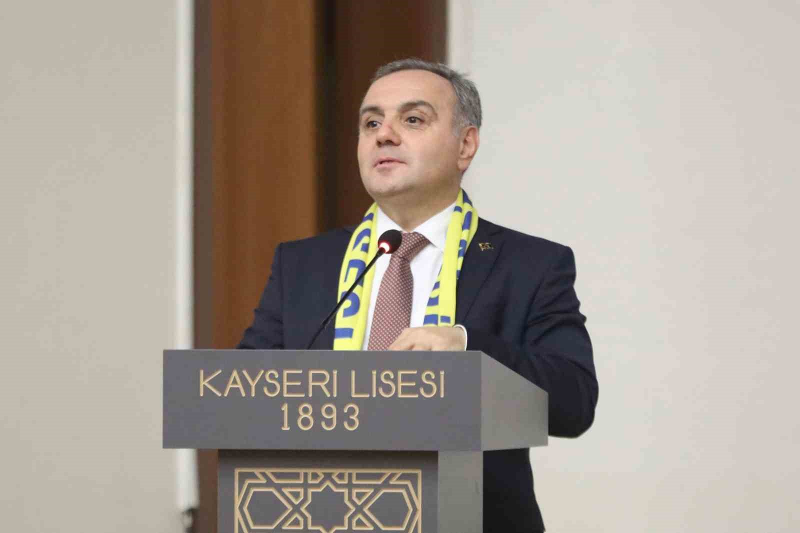 Rektör Prof. Dr. Altun, Kayseri Lisesi’nde öğrenciler ile bir araya geldi