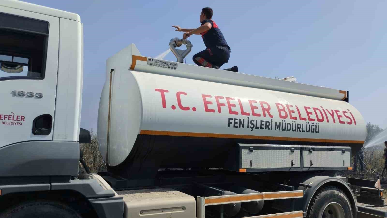 Otluk alan yangına Efeler Belediyesi’nden hızlı müdahale
