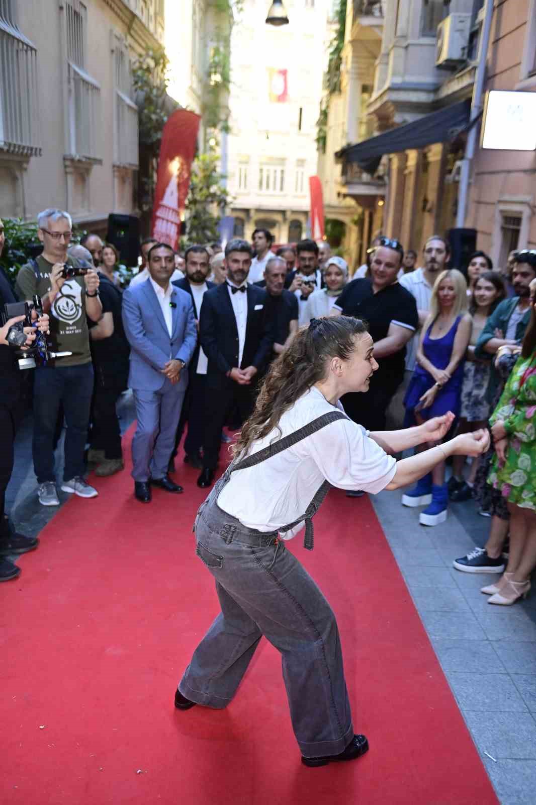 Beyoğlu&rsquo;nda &lsquo;2. Kadın Y&uuml;zler Festivali&rsquo; başladı

