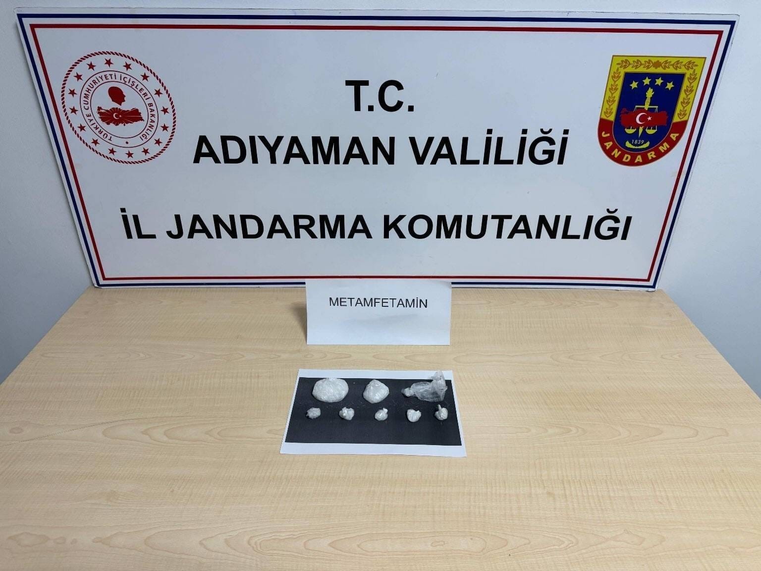 Uyuşturucuyla yakalanan 2 şahıs tutuklandı İhlas Haber Ajansı