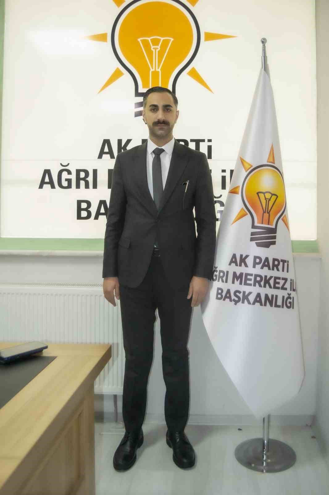 AK Parti, Ağrı’da "Çaya Bekleriz" diyerek vatandaşlarla buluşuyor
