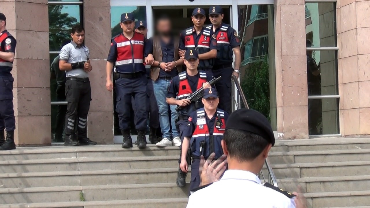 Osmancık’ta uyuşturucu ve silah operasyonu