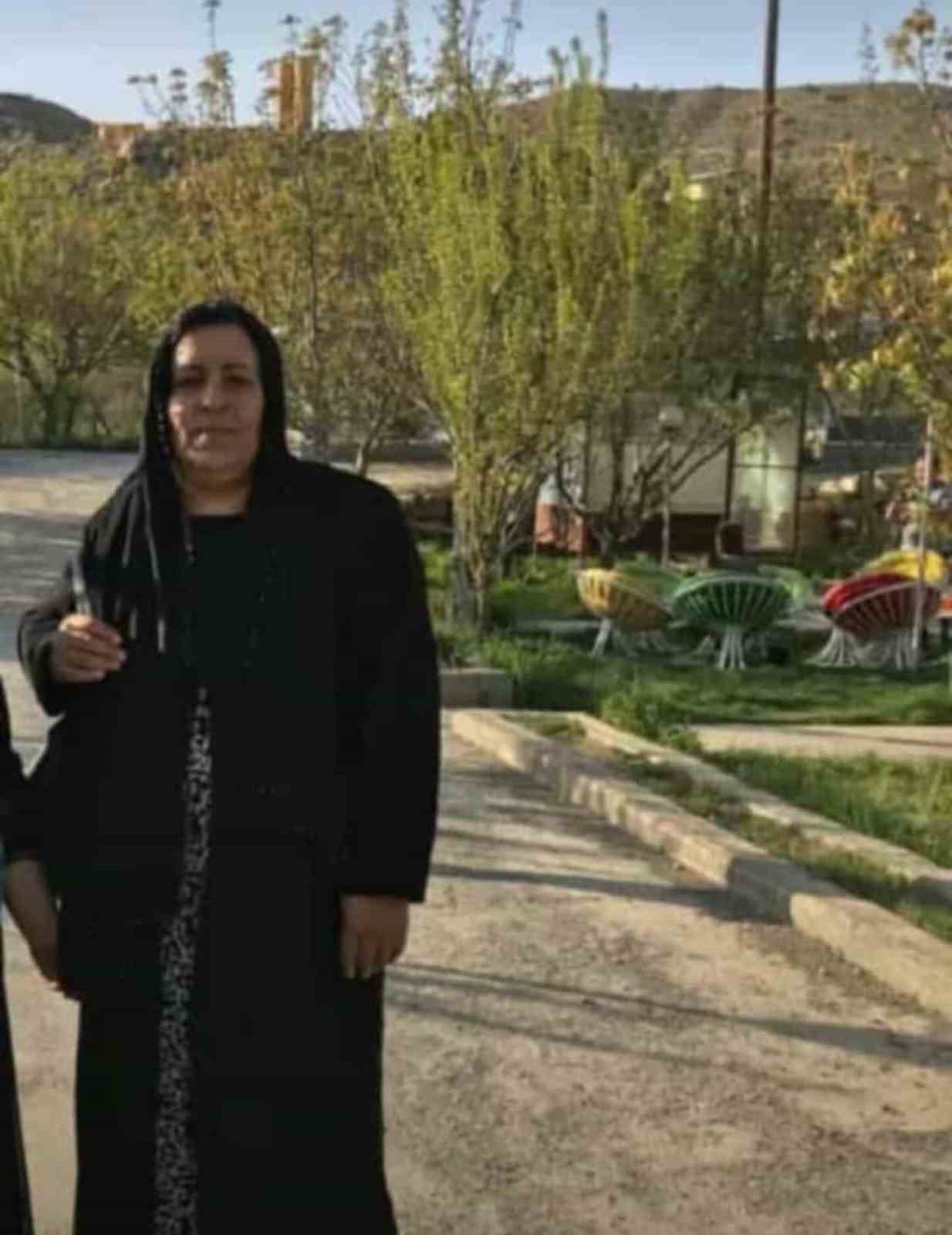 Nişan t&ouml;reni d&ouml;n&uuml;ş&uuml;nde kazada ağır yaralanan kadın hayatını kaybetti
