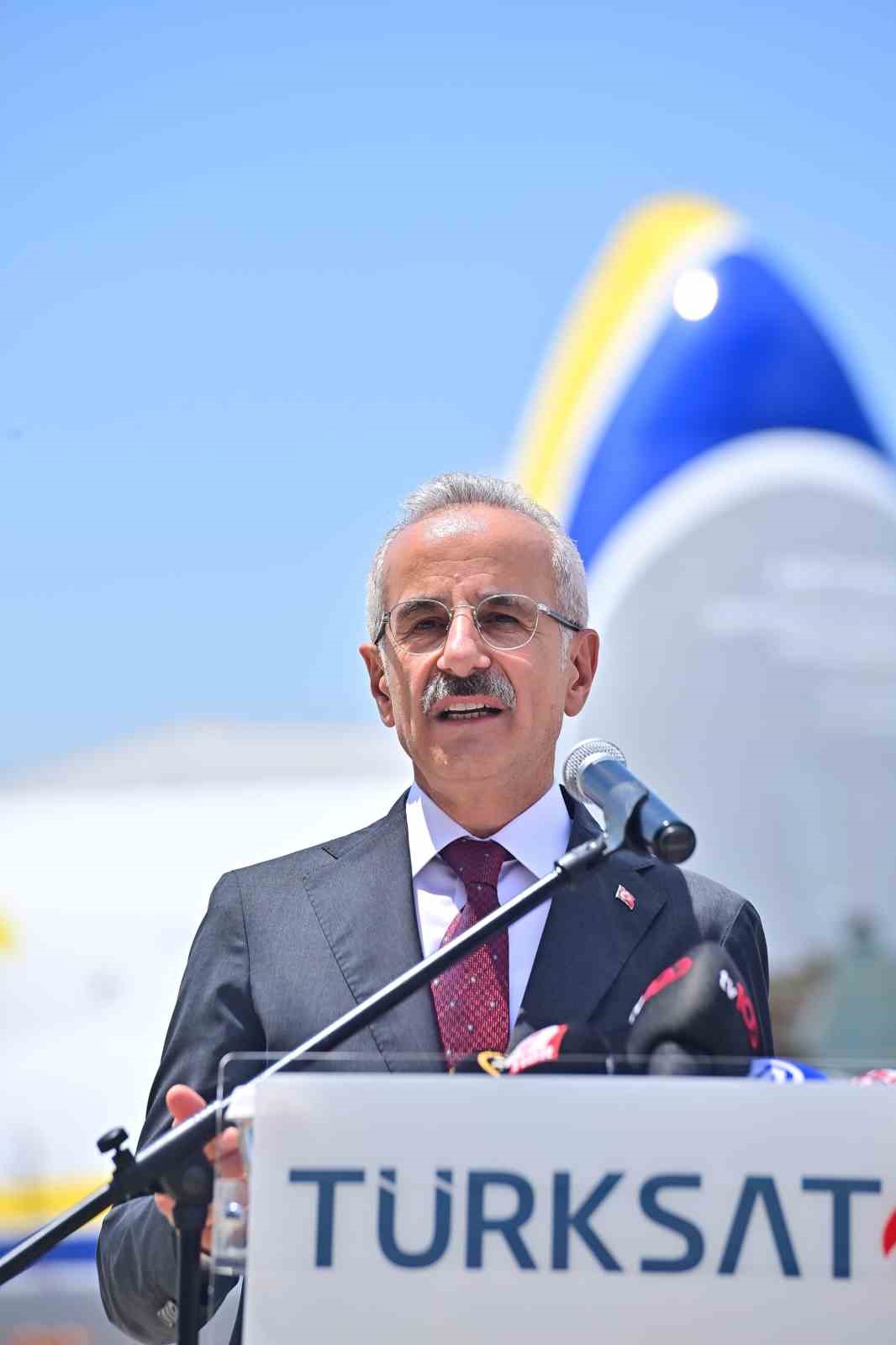 Ulaştırma ve Altyapı Bakanı Uraloğlu: &ldquo;T&uuml;rksat-6A&rsquo;yı Temmuz&rsquo;un ikinci haftası y&ouml;r&uuml;ngesine yollayacağız&rdquo;
