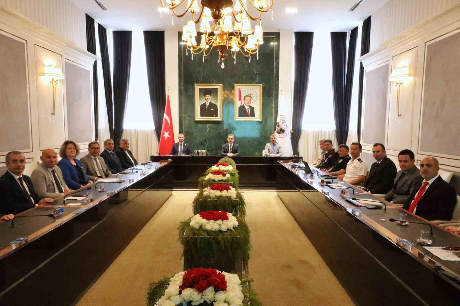 Kırklareli’nde düzensiz göçle mücadele toplantısı