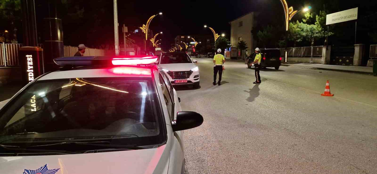 Alaca polisinden huzur ve asayiş uygulaması